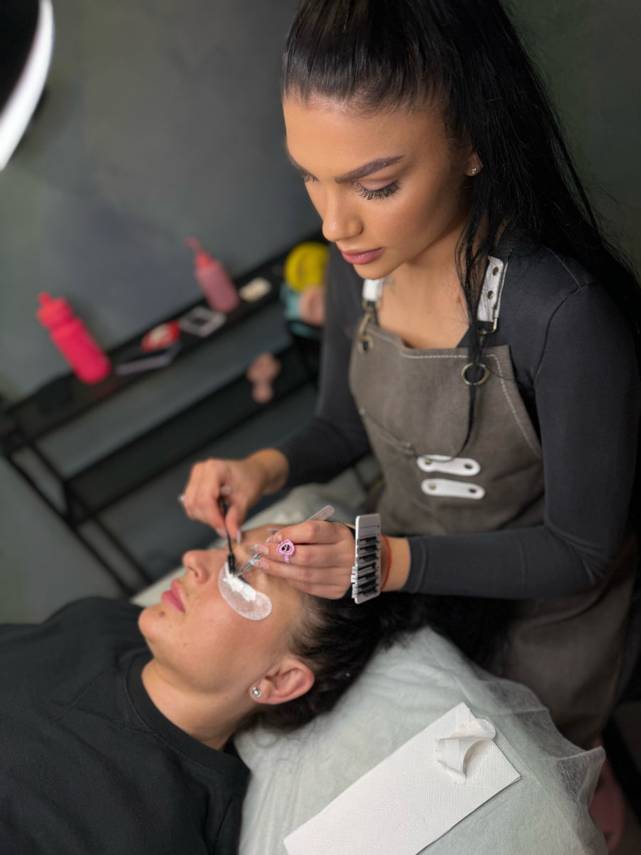 TESTED IN SALONS. NOT IN THEORY.